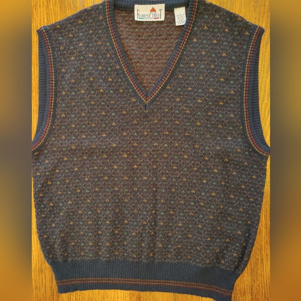 Men's VTG Multicolor Sweatervest Made in ITALY EC! Navy bkgrnd, size Large